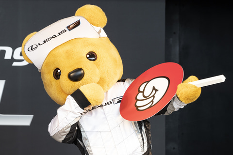 レクサス くま吉、トヨタ くま吉、TGRラリー くま吉の3くまが勢揃い