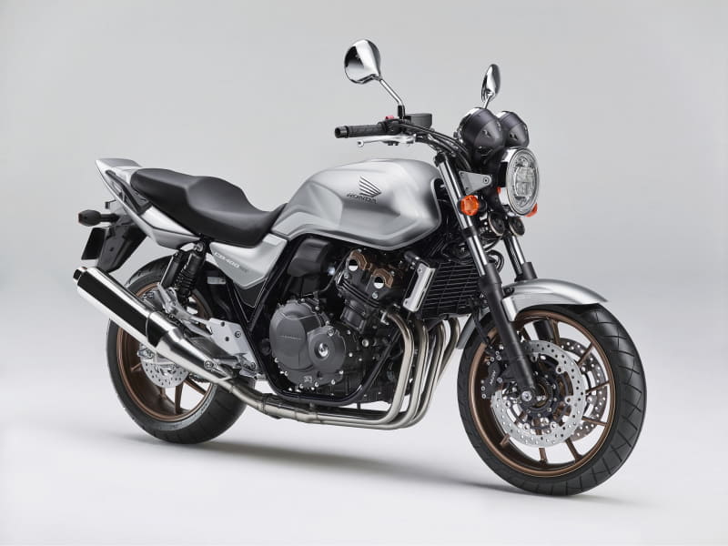 CB400 SUPER FOUR（マットベータシルバーメタリック）