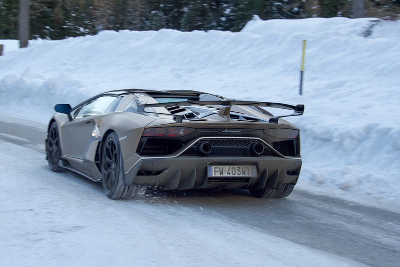 雪道では変速時の大きなタイムラグとショックに、つい身構えてしまうほど