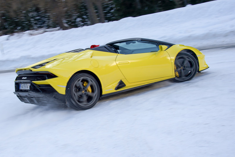 LDVIのおかげで、4輪ドリフト状態で定常旋回ができる