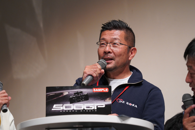 熱田護カメラマン