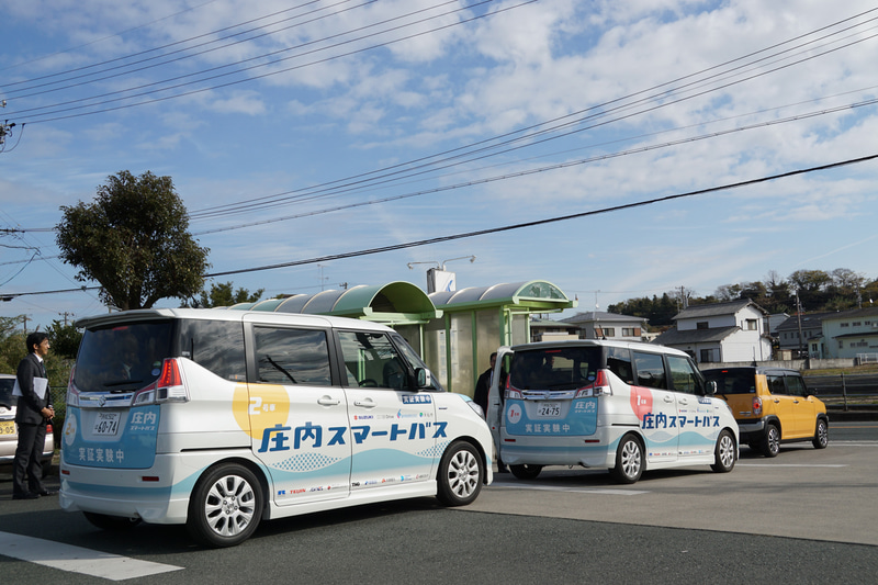 実験車両のスズキ「ソリオ」