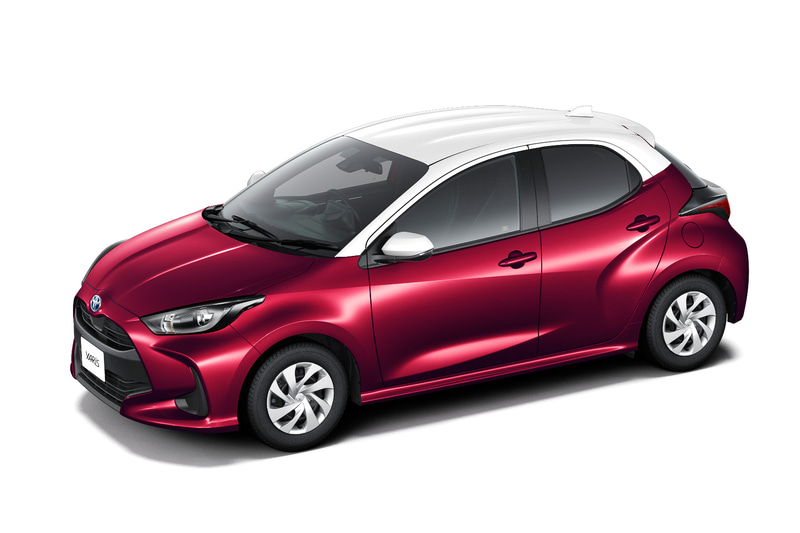 「ホワイト×センシュアルレッドマイカ」（7万7000円高）