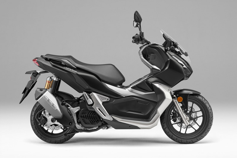 フロントサスペンションのストローク量を130mm、リアサスペンションのストローク量を120mm確保