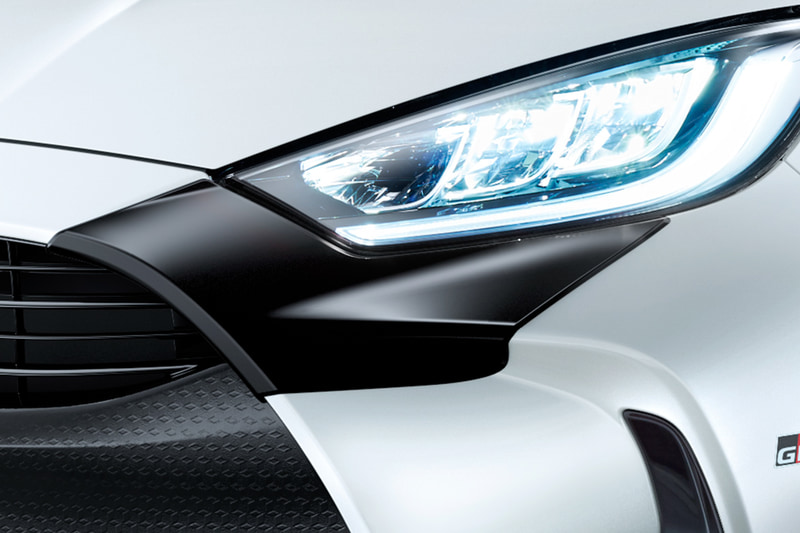 GR フロントバンパーガーニッシュ：2万4000円（税別）