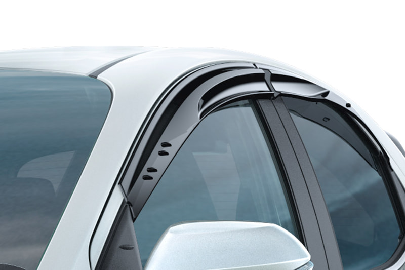 GR スポーツサイドバイザー：1万7000円（税別）