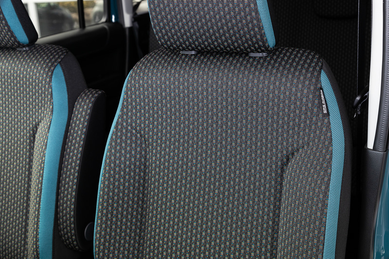 デニムブルーのインテリア