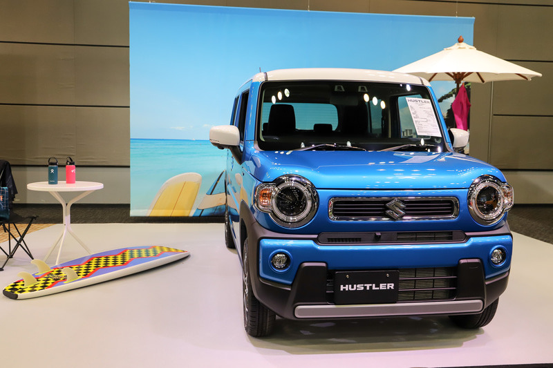 新型ハスラーとの生活を想像できるような展示も