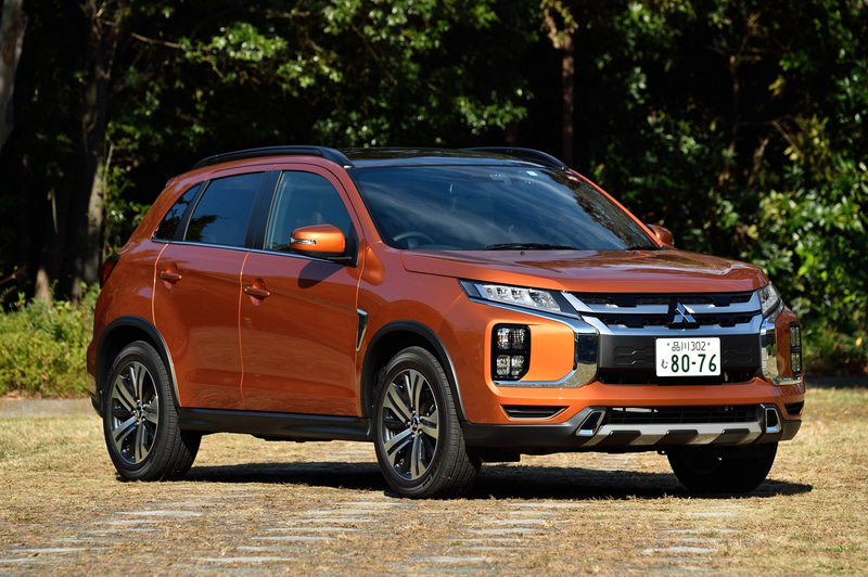 4WDの「RVR G」。価格は255万5300円で、試乗車は53万9000円分のメーカーオプション、19万3490円分のディーラーオプションを装着している