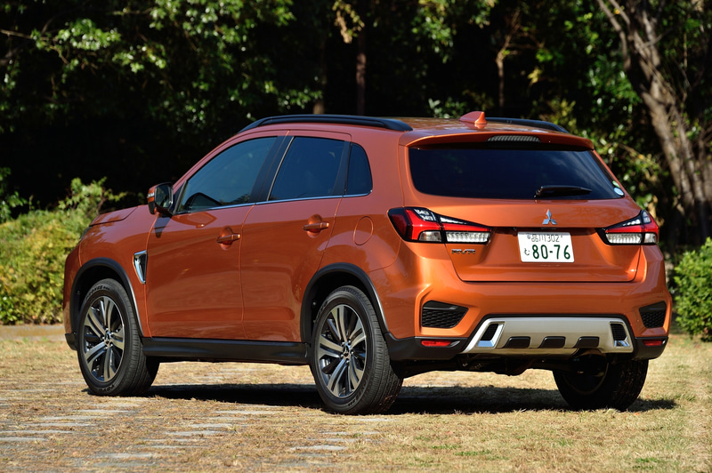 4WDの「RVR G」。価格は255万5300円で、試乗車は53万9000円分のメーカーオプション、19万3490円分のディーラーオプションを装着している