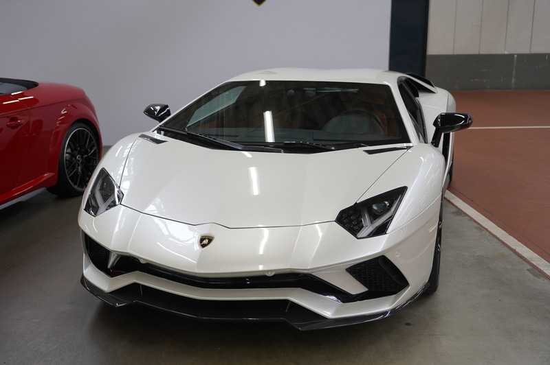 ランボルギーニ アヴェンタドール