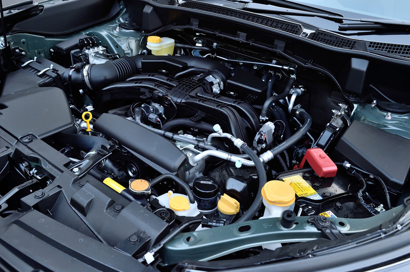 パワートレーンは、ベースモデルから変わらず最高出力136kW（184PS）/5800rpm、最大トルク239Nm（24.4kgfm）/4400rpmを発生する水平対向4気筒DOHC 2.5リッター直噴エンジンとリニアトロニックCVTの組み合わせ