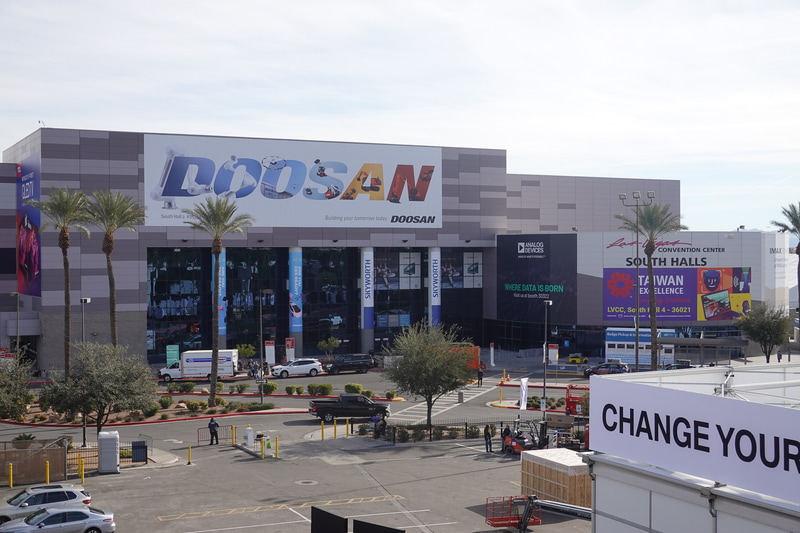 こちらはサウスホール