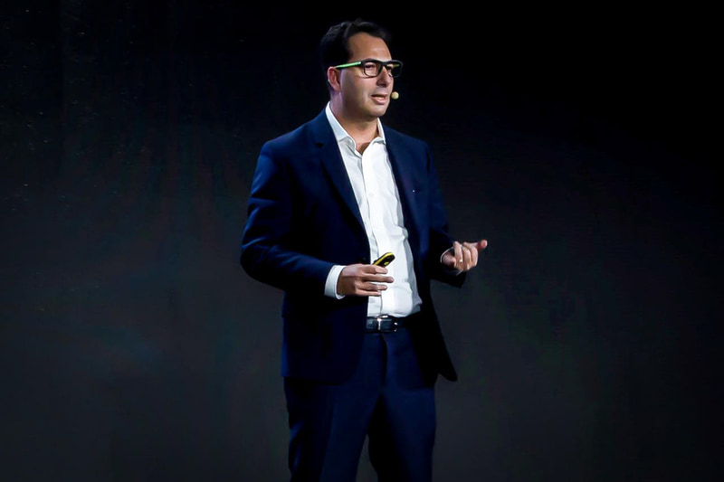 プジョー・シトロエン・ジャポン株式会社の代表取締役社長に就任したアンジェロ・シモーネ氏