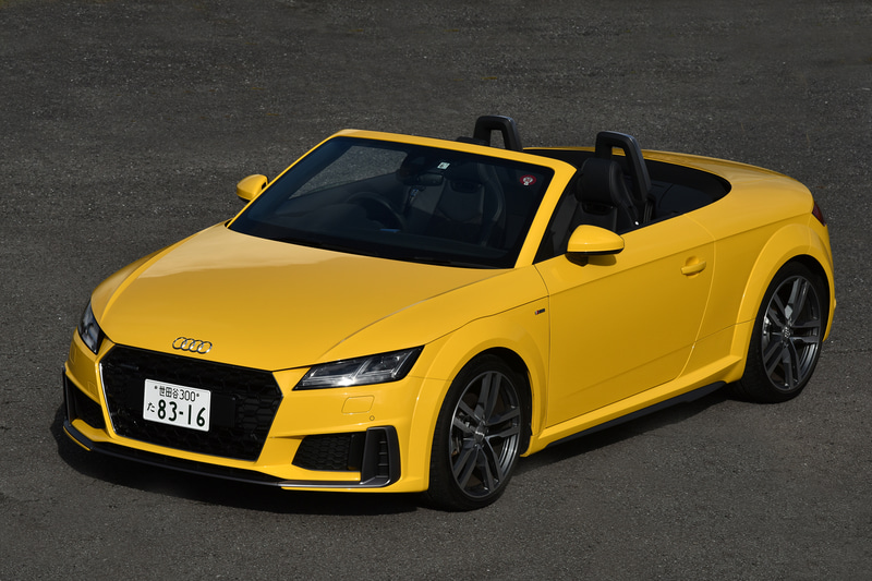 撮影車両は「TT ロードスター 45 TFSI quattro」（626万円）。ボディサイズは4190×1830×1360mm（全長×全幅×全高）で、ホイールベースは2505mm。最小回転半径は4.9m。TT クーペは全高が＋20mmの1380mmとなる