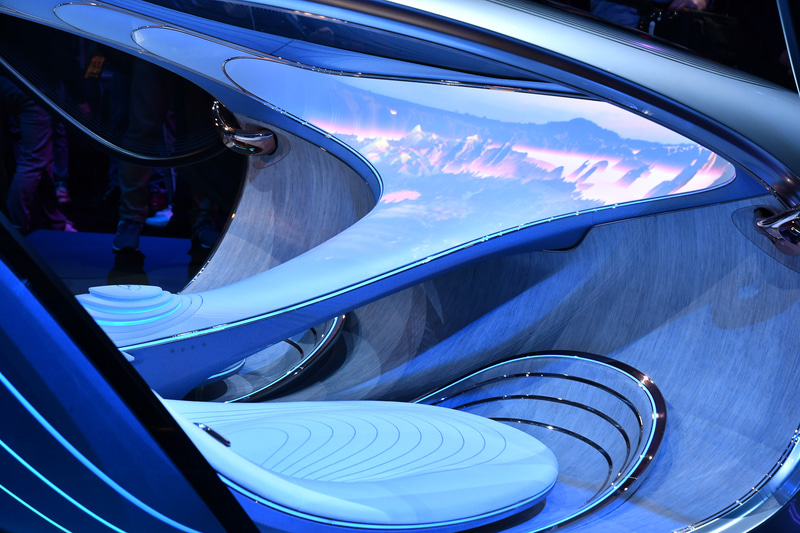 コンソール前面に広がるディスプレイエリア