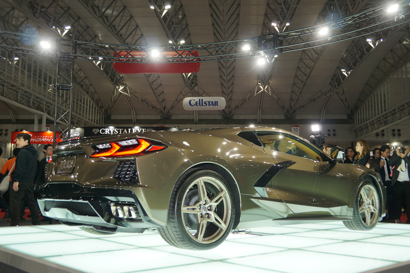 新型「シボレー コルベット」（左ハンドルの米国仕様）