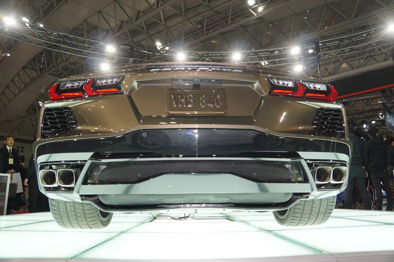 新型「シボレー コルベット」（左ハンドルの米国仕様）