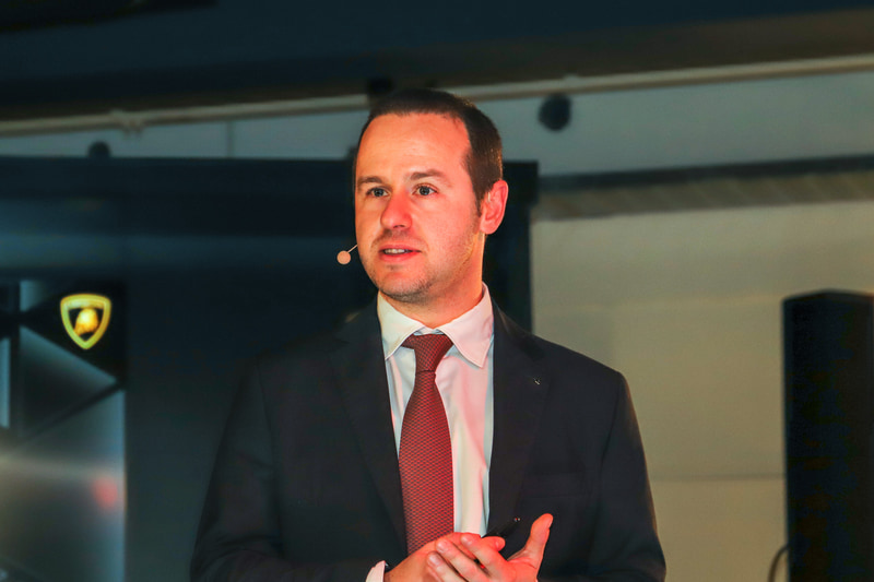 ウラカン EVO RWD Launch Manager ヴィットリオ・ミラノ氏