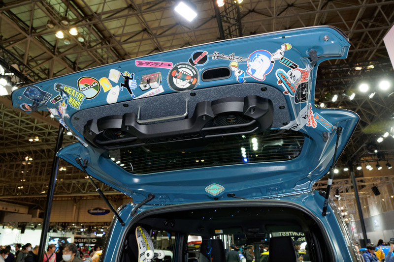 やんちゃな感じのステッカーが多数