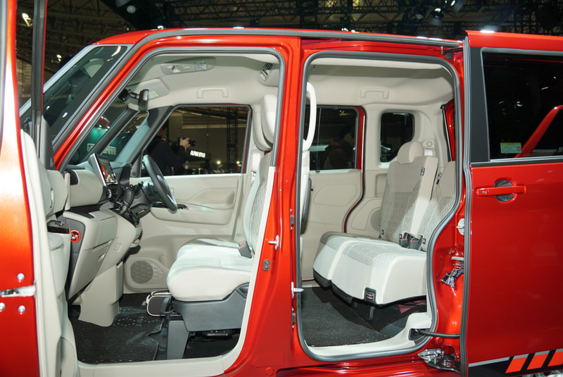 新型eKスペース