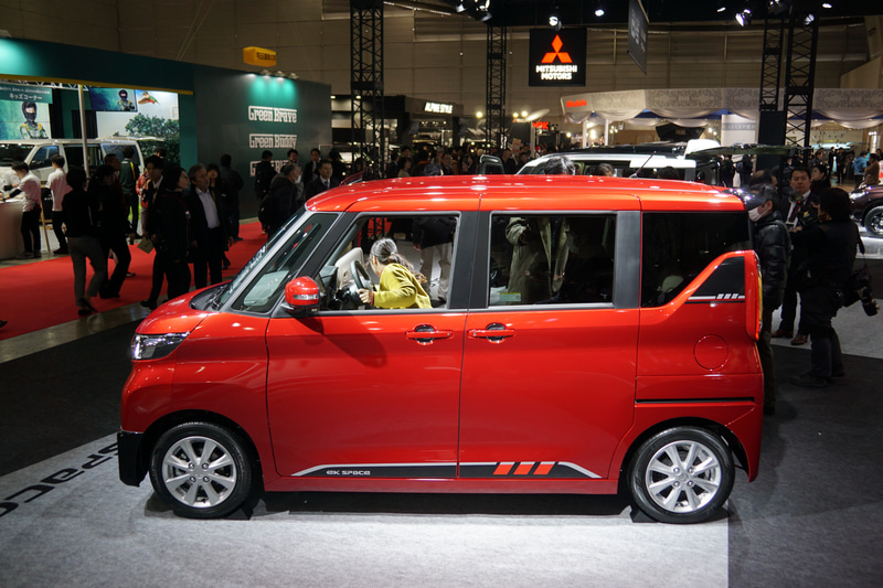 新型eKスペース