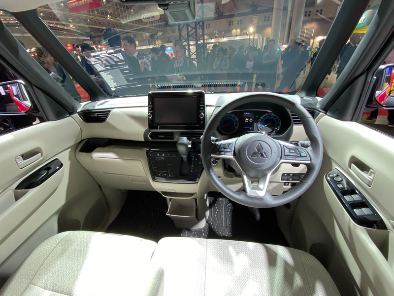 新型eKスペース