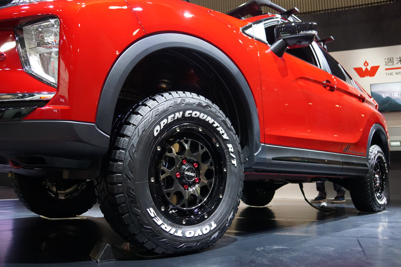 エクリプス クロス 週末探検家仕様