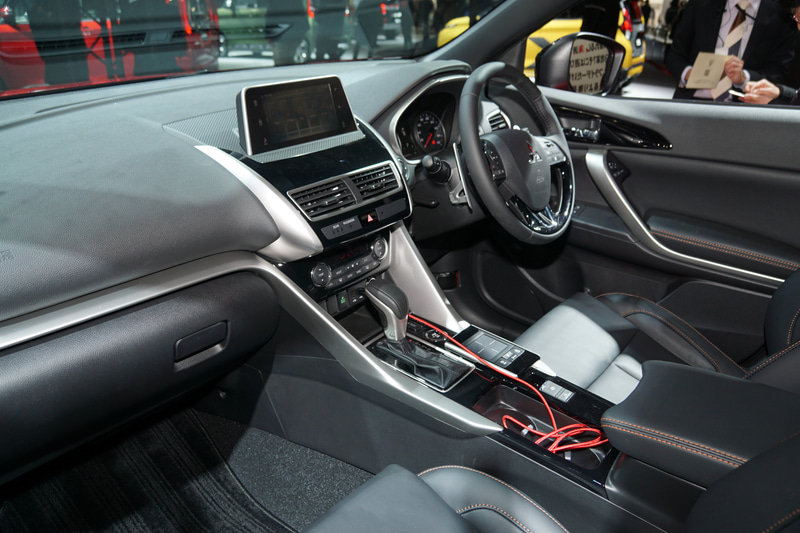 エクリプス クロス 週末探検家仕様