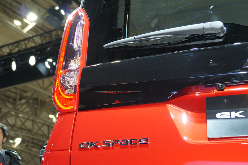 新型eKスペース