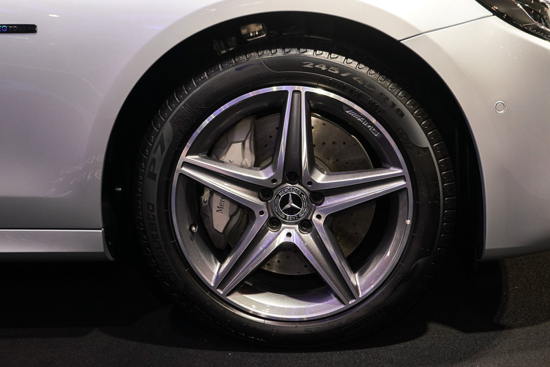 E 350 de アバンギャルド スポーツ