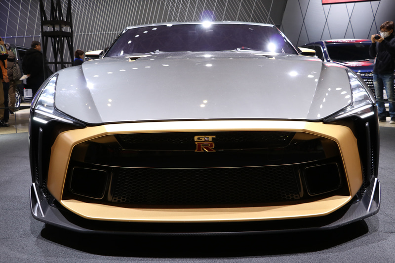 タイヤは前後ともミシュラン パイロットスポーツ4。サイズは285/30ZR21を履く