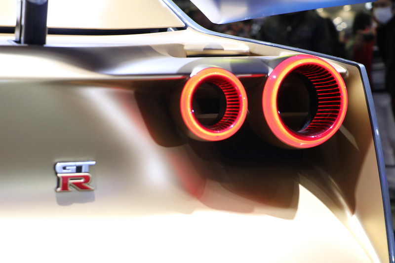 タイヤは前後ともミシュラン パイロットスポーツ4。サイズは285/30ZR21を履く