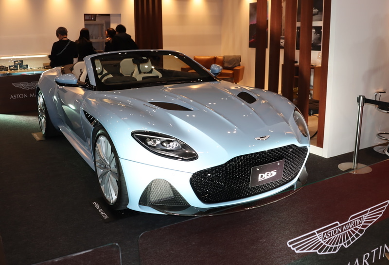 DBS スーパーレッジェーラ ヴォランテのエクステリア