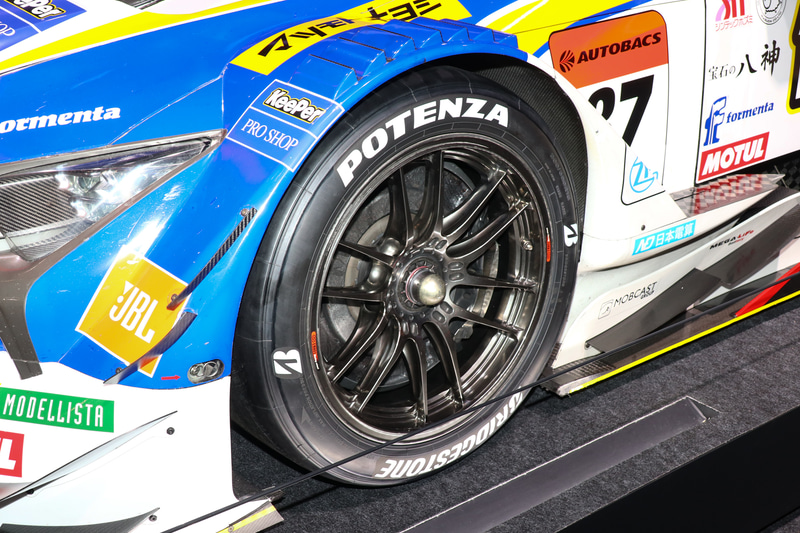 POTENZAを装着したクルマが展示された