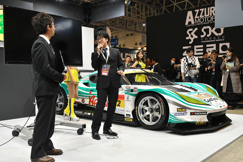 新体制について、車両開発責任者兼チーフエンジニア渡邊信太郎氏が登壇し説明した