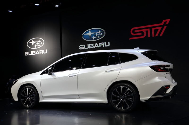 新型レヴォーグプロトタイプSTI Sport