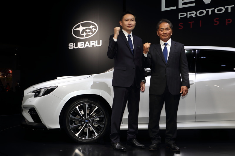 STI 辰己英治氏と開発責任者 五島賢PGM