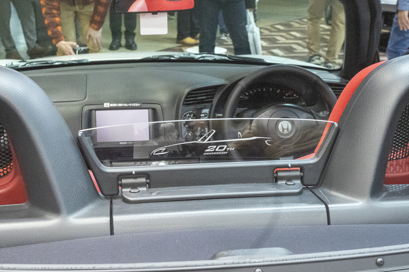 20th Anniversaryロゴが入ったオーディオリッドやディフレクターはショー用に用意したもので、市販予定はない