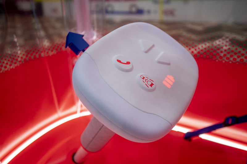 ステアリングはゲームのコントローラーをイメージしたデザイン