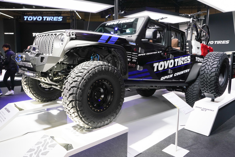 ジープ「グラディエーター」