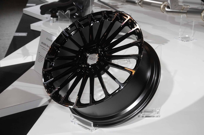 MUGEN Parts For CIVIC TYPE R　20インチ鍛造アルミホイール「MDCF」：16万5000円/本