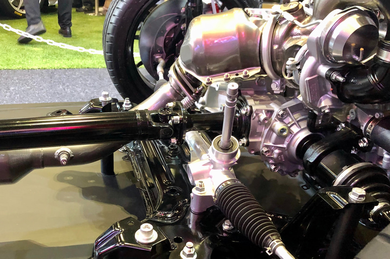 フロントはデフハウジングを見ることができる