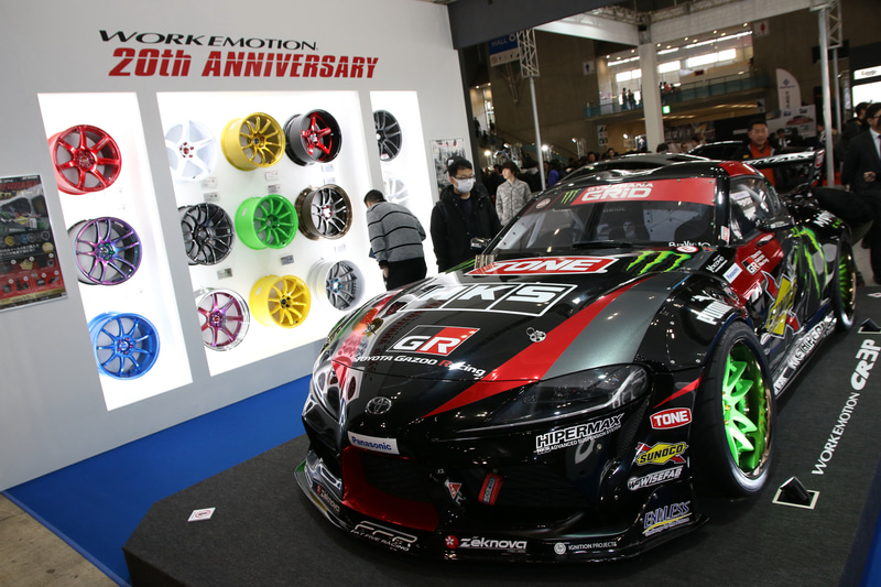 ホイールメーカーのワークもデモカーとしてスープラを展示