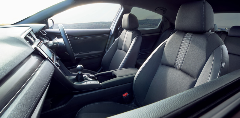 6速MT車のシフトノブの形状を変更してショートストローク化