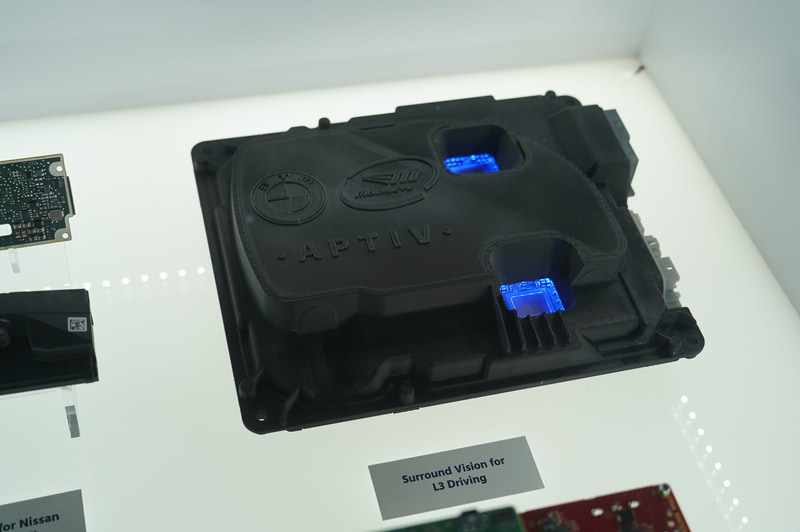 BMWに採用されているレベル3自動転を実現するECU。EyeQ搭載