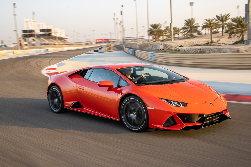 生産開始から5年で1万4022台がデリバリーされ、“史上最も成功したランボルギーニ”になったという「ウラカン」