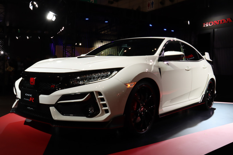 今夏に発売予定の新しい「シビック TYPE R」