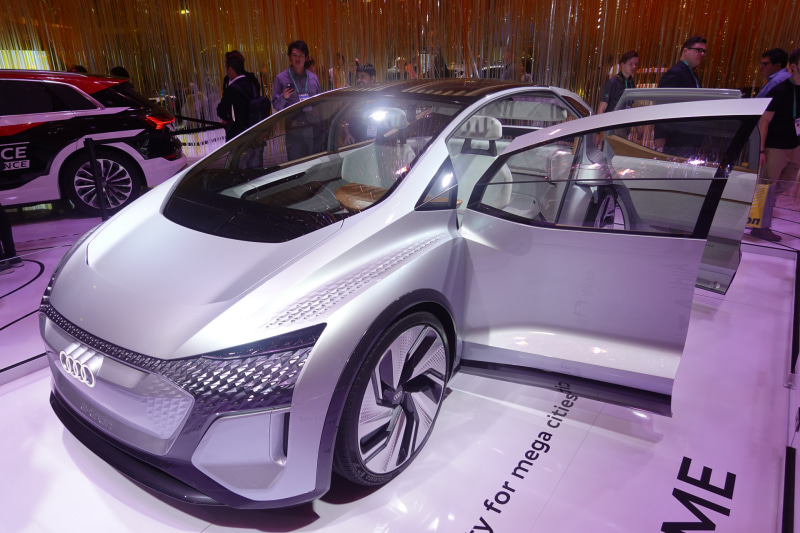 アウディがCES 2020で世界初公開したコンセプトカー「AI:ME」