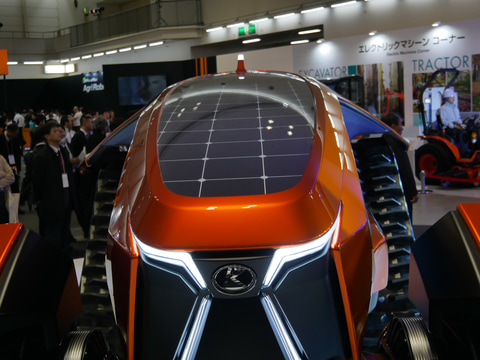 クボタ創業130年、未来の自動運転トラクター「X tractor」公開 - Car Watch